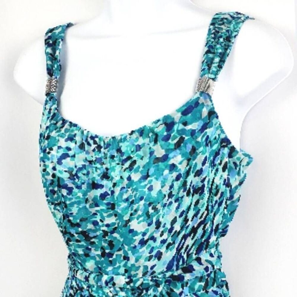 WHITE HOUSE BLACK MARKET Dress